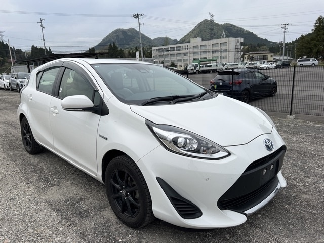 TOYOTA AQUA 2020