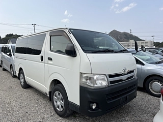 TOYOTA REGIUS ACE VAN 2013