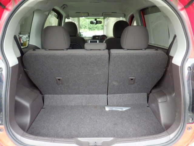 TOYOTA PORTE 2013