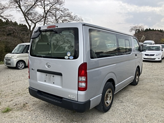 TOYOTA HIACE VAN 2015