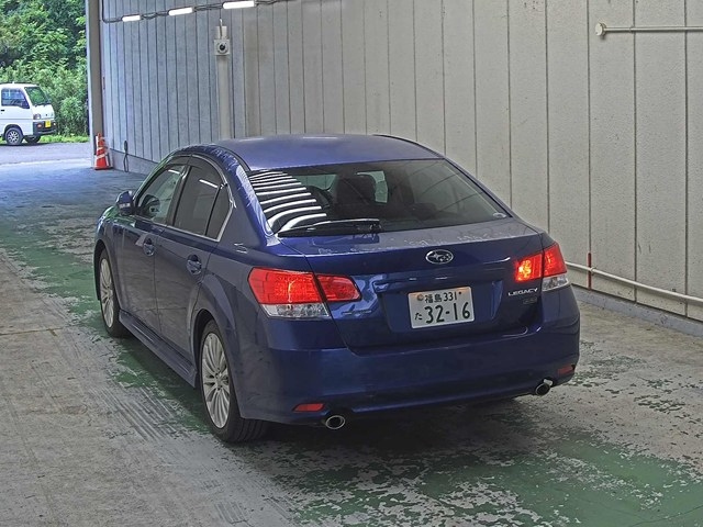 SUBARU LEGACY B4 2009