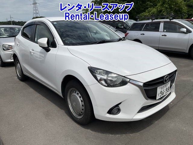 MAZDA DEMIO 2015