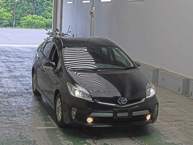 TOYOTA PRIUS PHV 2015