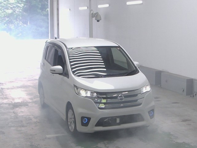 NISSAN DAYZ 2014