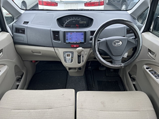 DAIHATSU MOVE 2011