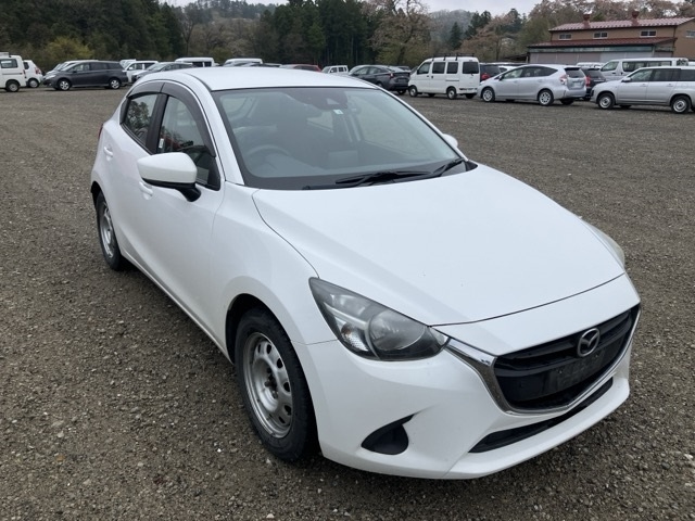 MAZDA DEMIO 2018