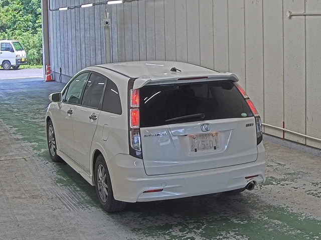 HONDA STREAM 2012