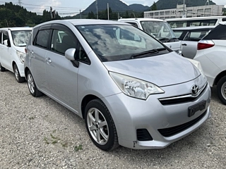 TOYOTA RACTIS 2013