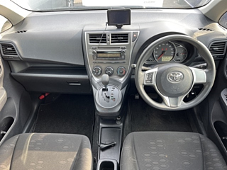 TOYOTA RACTIS 2013