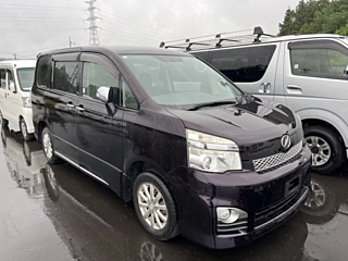 TOYOTA VOXY 2012