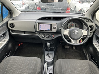 TOYOTA VITZ 2016