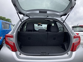 TOYOTA VITZ 2016