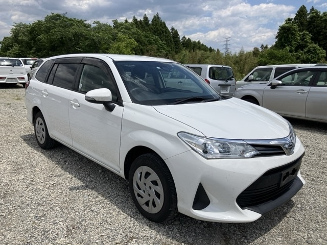 TOYOTA COROLLA FIELDER 2018