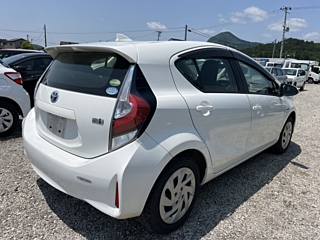 TOYOTA AQUA 2018