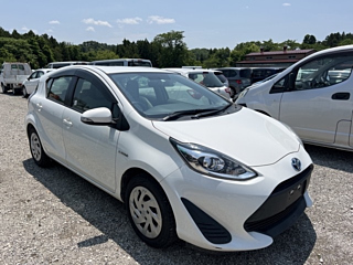 TOYOTA AQUA 2018