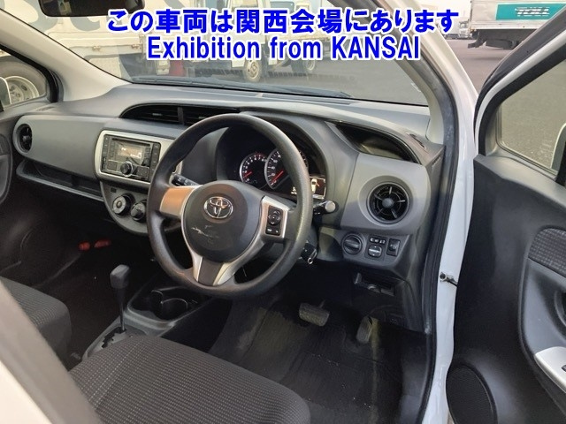 TOYOTA VITZ 2016