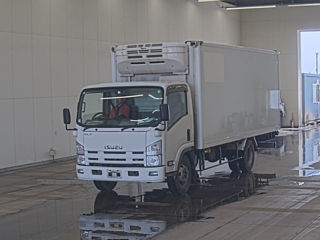 ISUZU ELF 2014