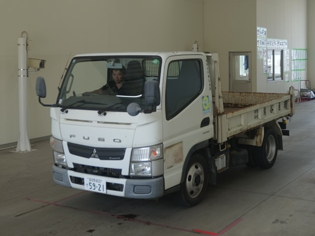 MITSUBISHI CANTER 2010