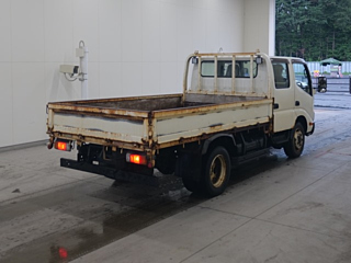 TOYOTA DYNA 2016