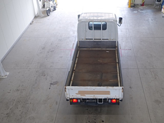 ISUZU ELF 2008