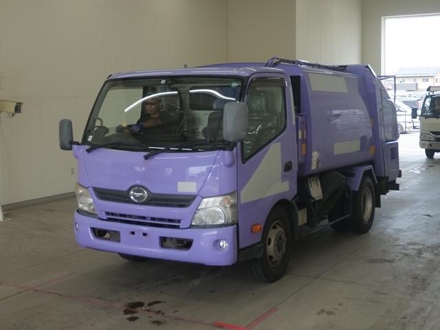HINO DUTRO 2013