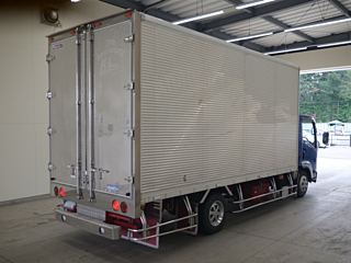 ISUZU ELF 2011