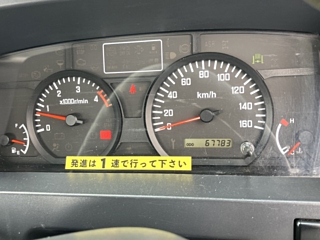 ISUZU ELF 2012