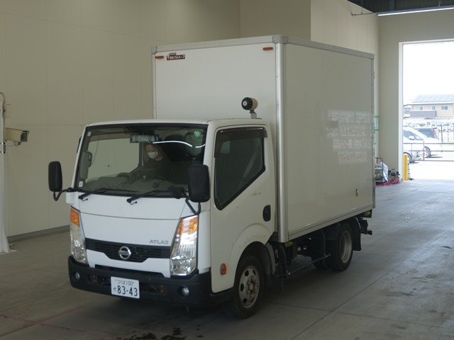 NISSAN ATLAS 2014