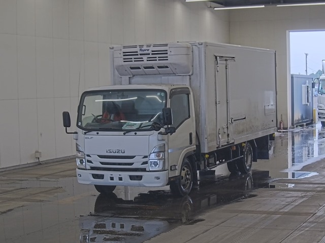 ISUZU ELF 2021