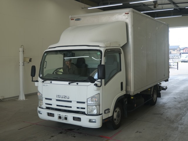 ISUZU ELF 2010
