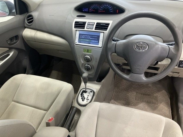 TOYOTA BELTA 2010