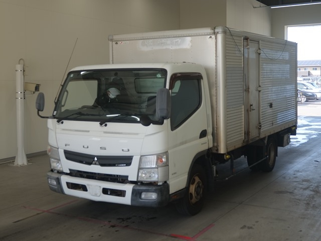 MITSUBISHI CANTER 2011