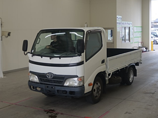 TOYOTA DYNA 2010