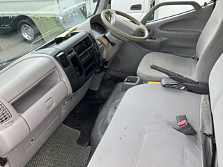 TOYOTA DYNA 2010