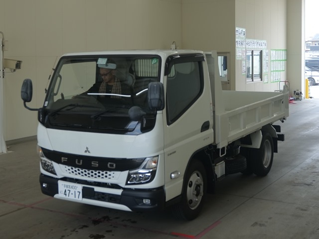 MITSUBISHI CANTER 2022
