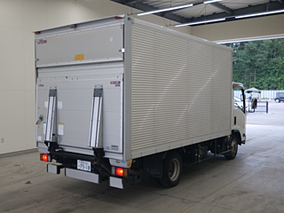 ISUZU ELF 2012