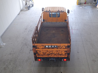 ISUZU ELF 2009