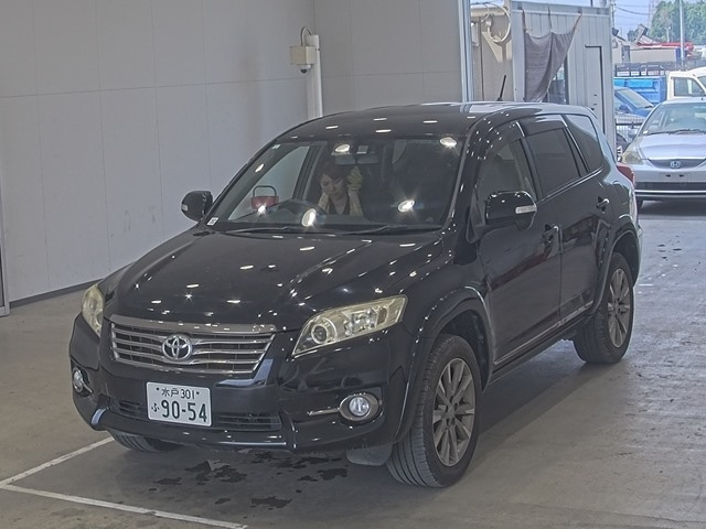 TOYOTA VANGUARD 2013