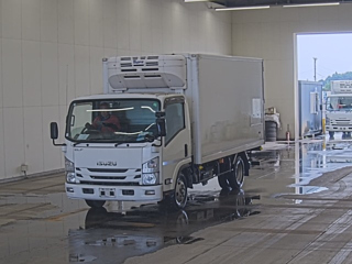 ISUZU ELF 2020
