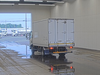 ISUZU ELF 2019