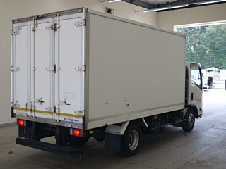 ISUZU ELF 2015