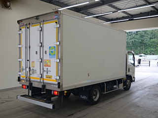 ISUZU ELF 2017
