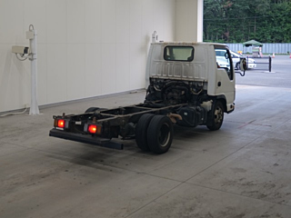ISUZU ELF 2011