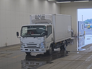 ISUZU ELF 2020