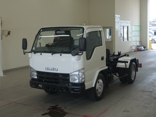 ISUZU ELF 2009