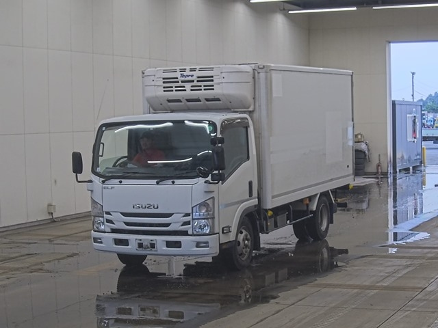 ISUZU ELF 2018