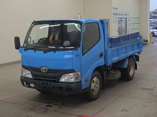 TOYOTA DYNA 2015