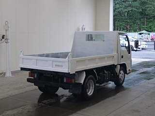 ISUZU ELF 2013