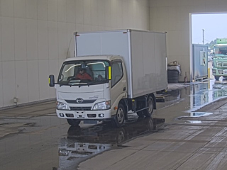 HINO DUTRO 2015