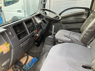 ISUZU ELF 2011